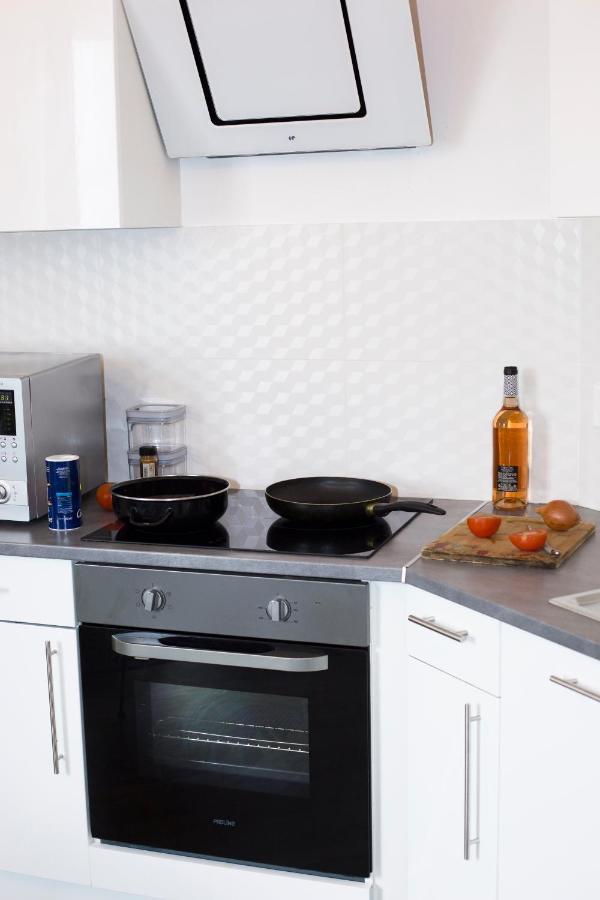 Les Lofts De Provins: Apt 4 Luaran gambar