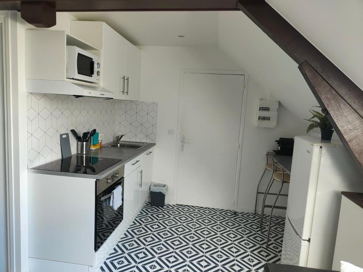 Les Lofts De Provins: Apt 4 Luaran gambar