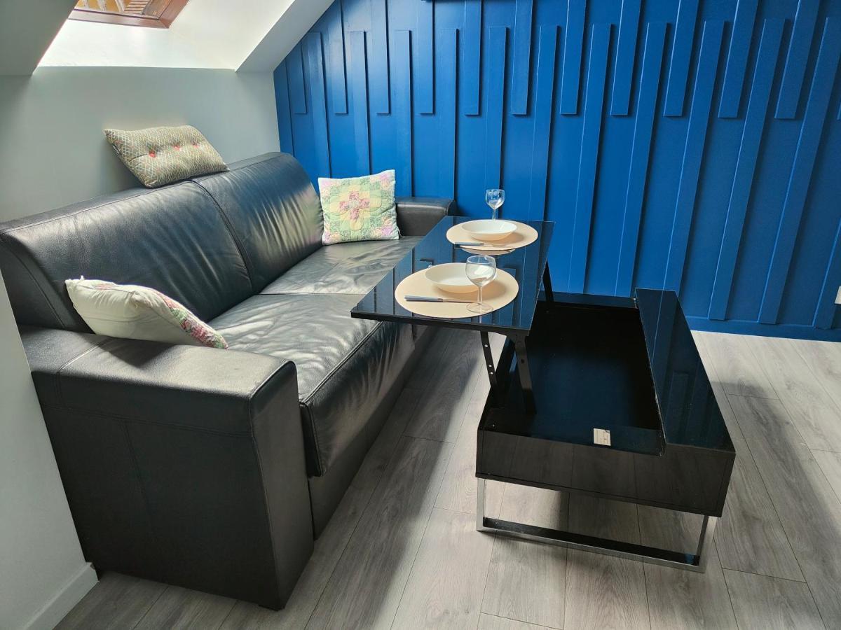 Les Lofts De Provins: Apt 4 Luaran gambar